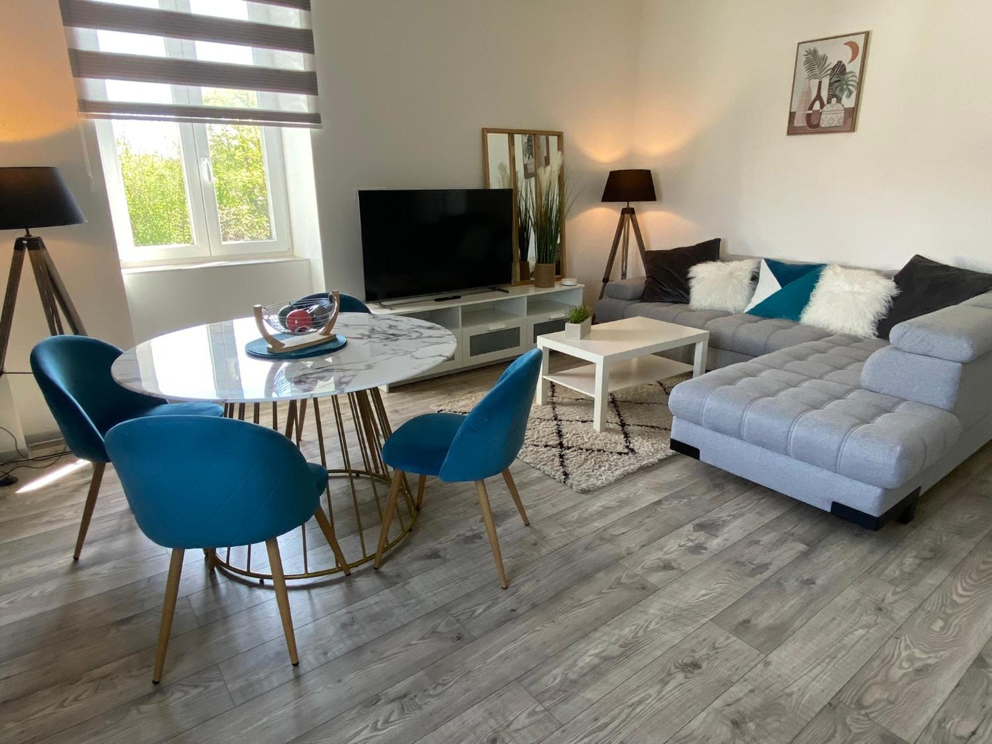 Les Rives Des Habsbourg Aparthotel Енсисайм Екстериор снимка